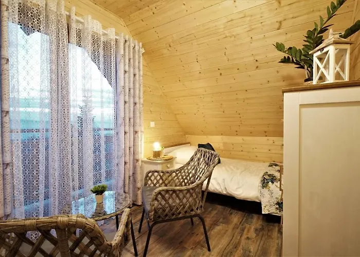 Wioska Jasia I Małgosi Domek alpejski *